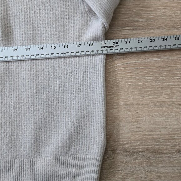 UNIQLO Premium Lambswool Half-Zip Long-Sleeve Knit Sweater Size Medium NWT - Picture 12 of 17